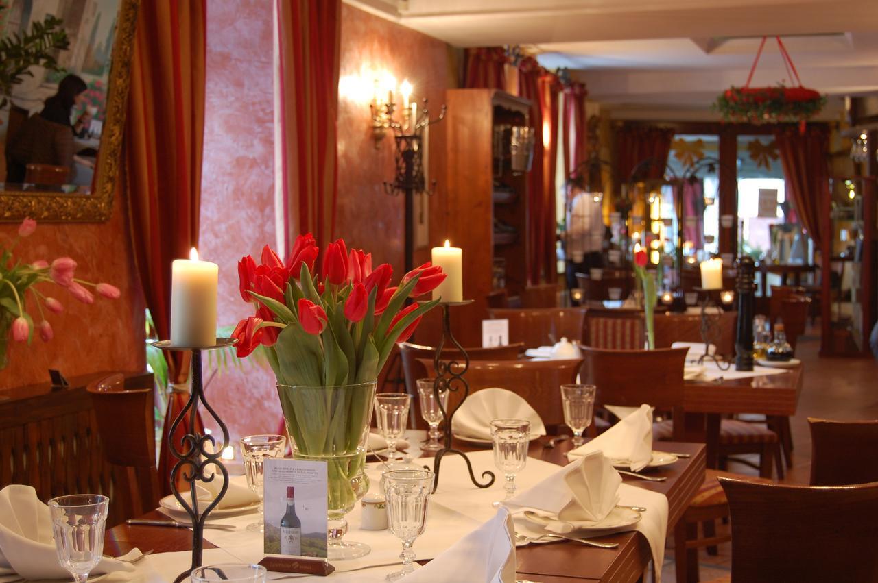 Restauracja - Hotel Mocca D'Oro Mikolow Bagian luar foto