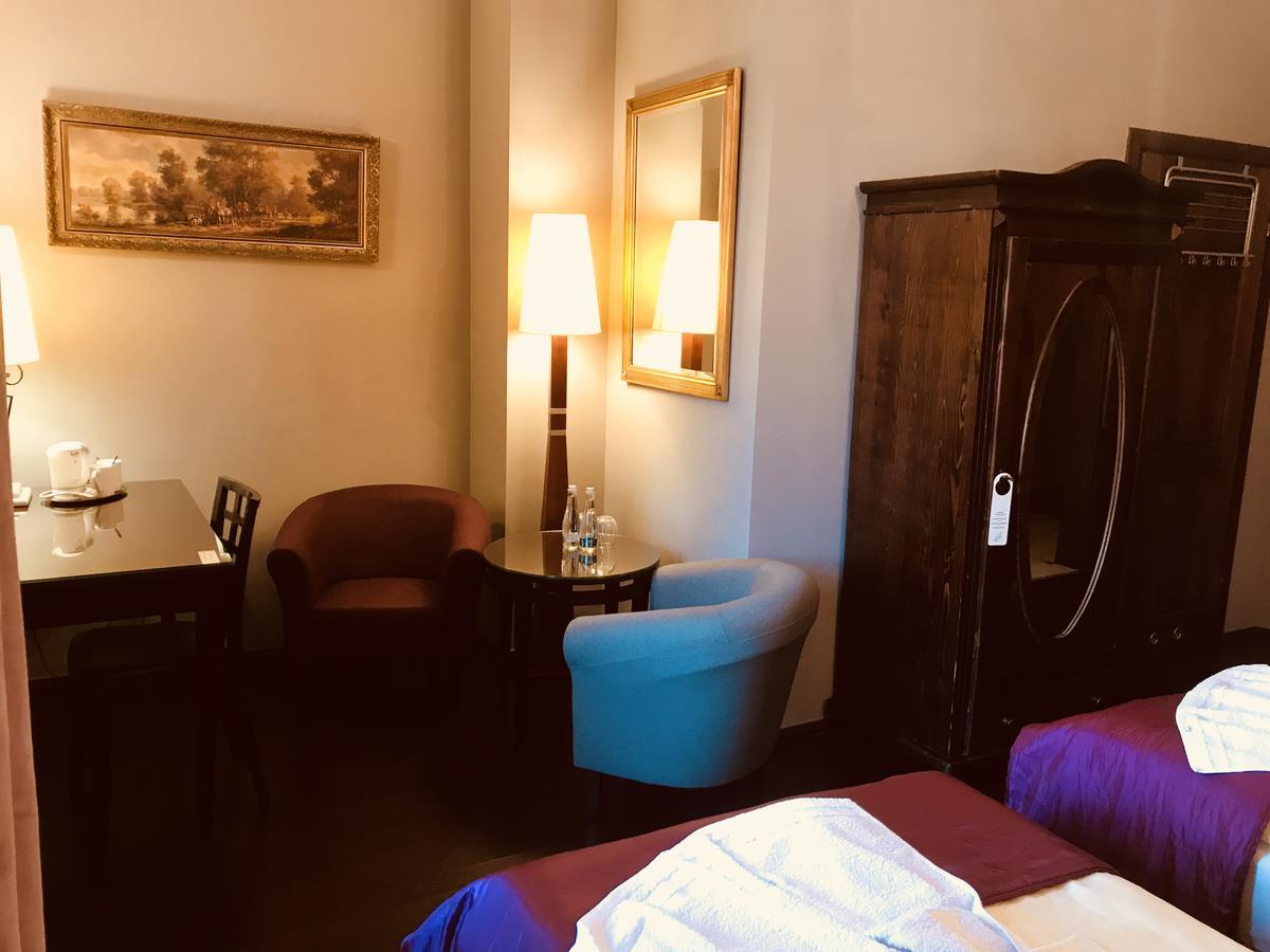 Restauracja - Hotel Mocca D'Oro Mikolow Bagian luar foto