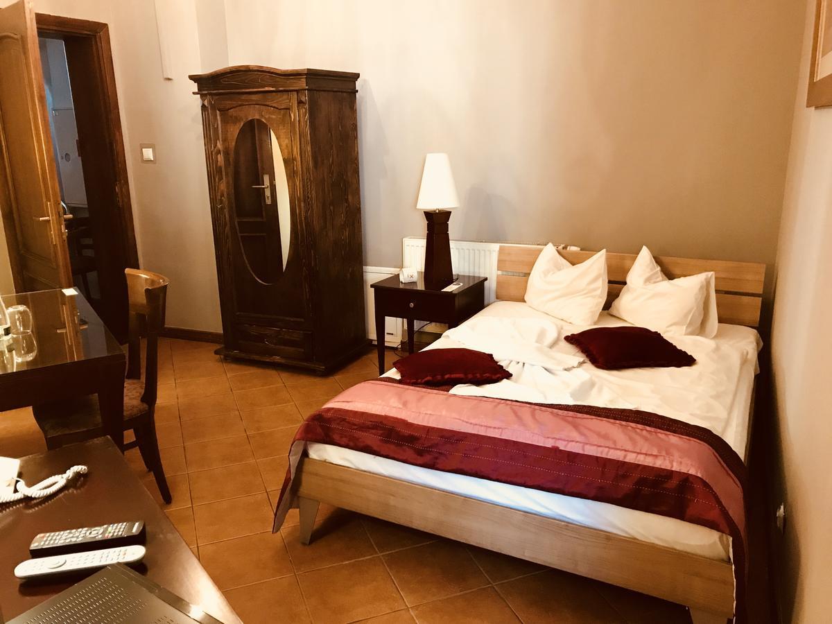 Restauracja - Hotel Mocca D'Oro Mikolow Bagian luar foto